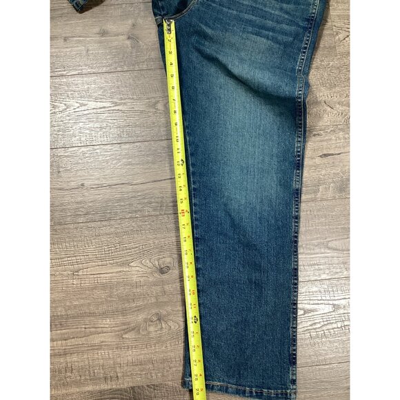 Wrangler Mens Jeans 34x29 Medium Wash Denim Classic Fit Casual Straight Jeans - Picture 5 of 8